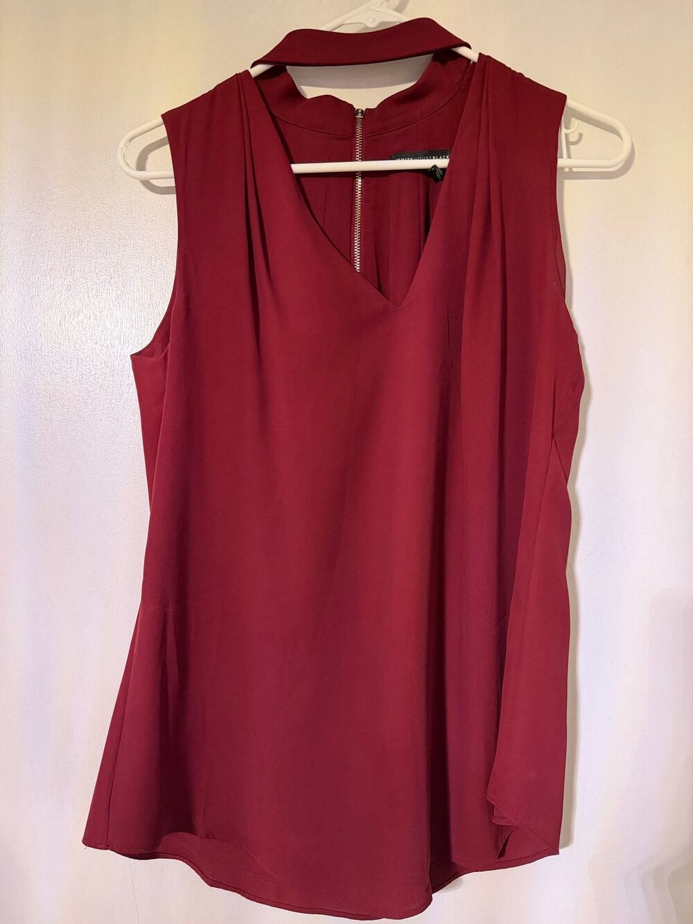 Winehouse Black market Red sleeveless top
